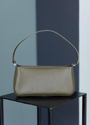 Витончена жіноча сумка з натуральної шкіри з легким матовим ефектом кольору хакі4 фото