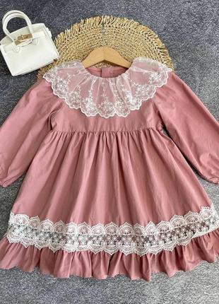 Невероятно красивое платье с кружевом