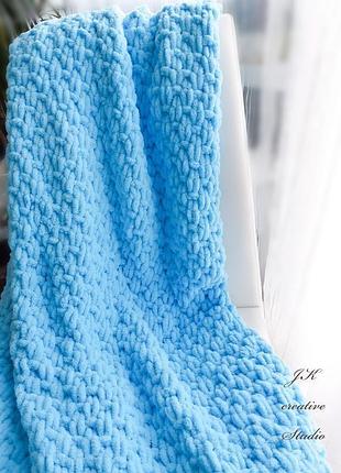 Плед из плюшевой пряжи