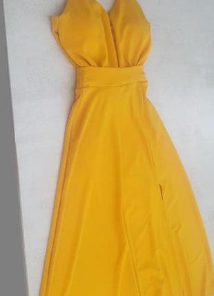 Сукня вечірня