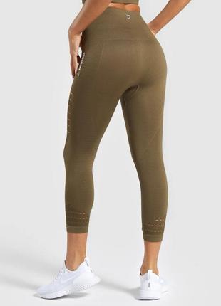 Вкорочені легінси gymshark в кольорі хакі xs s з широкою резинкою/ з перфорацією/...