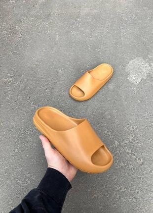 Мужские тапки