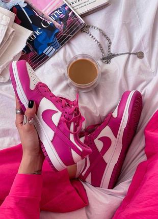 Жіночі кросівки в стилі nike sb dunk low fuschia.3 фото