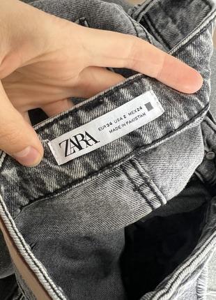 Серые короткие джинсы zara укороченные вареные  34 365 фото