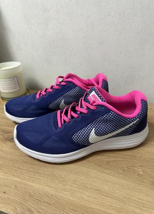 Женские кроссовки nike