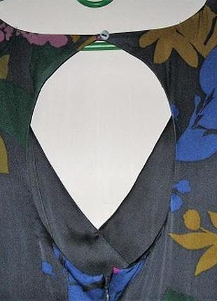 Яскраве плаття з натурального шовку