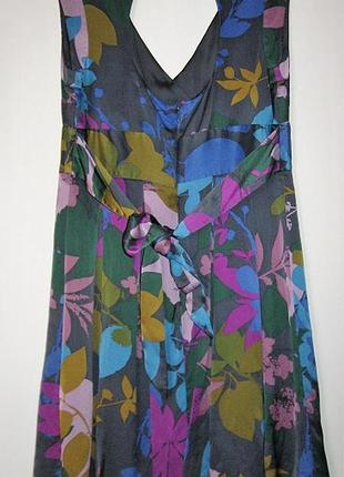 Яскраве плаття з натурального шовку