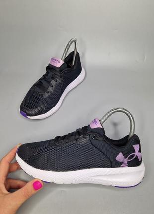Классные кроссовки under armour