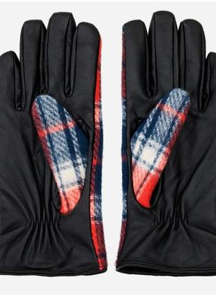 Новые перчатки desigual