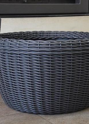 Корзина для дров плетеная (дровница) из искусственного ротанга ручной работы. цвет графит. 60 литров4 фото