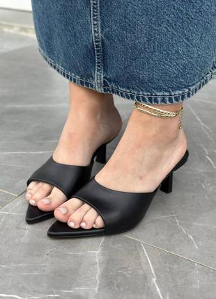 Сабо кожаные шлепанцы на каблуке