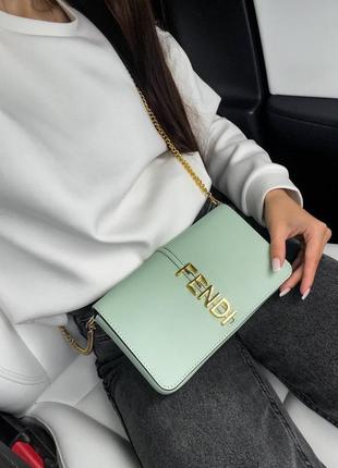 Шкіряна сумка в стилі fendi