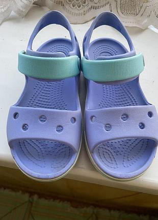 Босоножки crocs