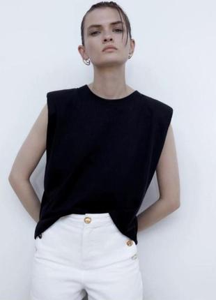 Футболка майка с подплечниками zara