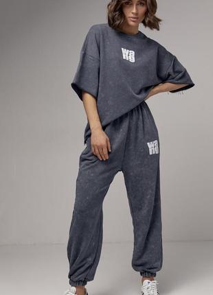 Спортивный костюм в технике тай-дай с принтом wang