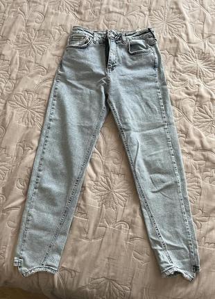 Джинси жіночі