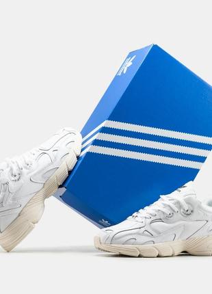 Женские кроссовки adidas astir white v2 / smb