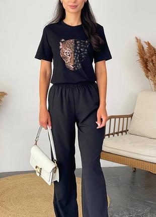 Костюми з леопардом