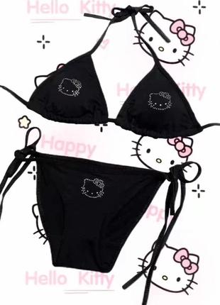 Трендовый купальник hello kitty со стразами