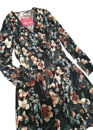 Красивое платье в цветочный принт h&m этикетка