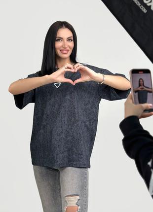 Базова футболка з принтом 💋 ❤️ (туреччина)