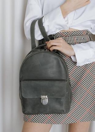 Жіночий міні-рюкзак ручної роботи арт.520 з натуральної вінтажної шкіри сірого кольору1 фото