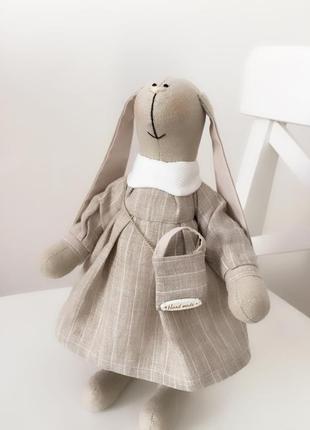 Зайка зая заяц тильда девочка, серый лён эко игрушка подарок декор3 фото