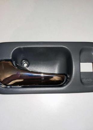 Ручка внутренняя передняя левая honda cr-v, 1995-2001, хром