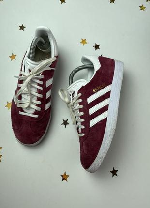 Кросiвки adidas