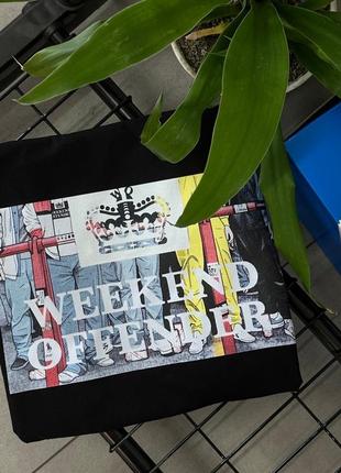 Футболка weekend offender