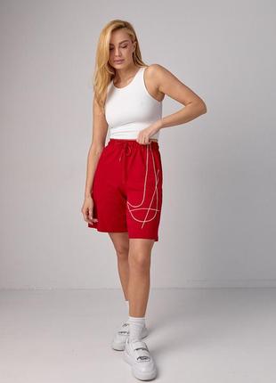 Женские трикотажные шорты с вышивкой - красный цвет, s (есть размеры)3 фото