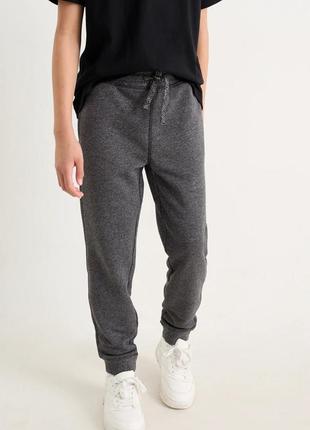 Стильні утеплені спортивні штани джогери 140 р