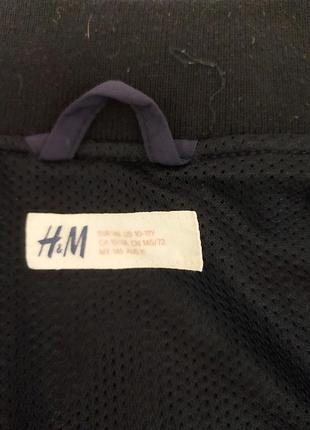 Куртка ветровка