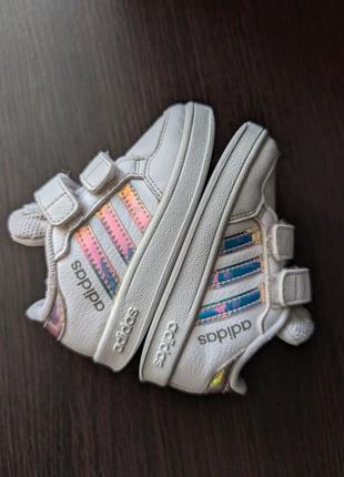 Детские кроссовки adidas