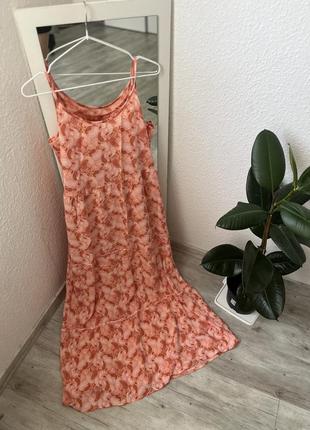 Платье длинное