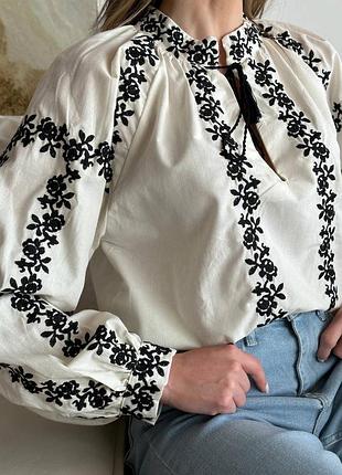 Вышиванка белая с черной вышивкой, вышитая рубашка,блузка,блуза