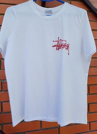 Футболка росписи вручную надпись stussy