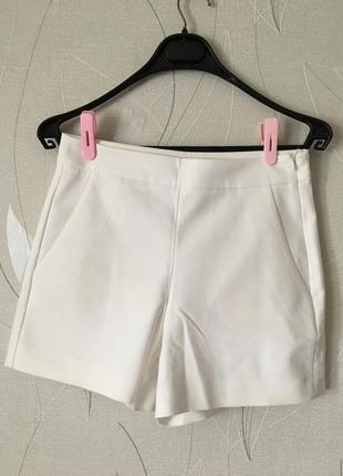Шорти