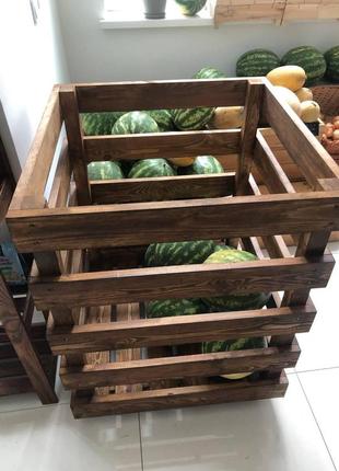 Дерев'яний контейнер для кавунів. великий ящик з дерева для кавунів, дині. ящик з...