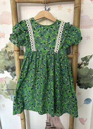 Зеленое платье в цветочки с кружевом хлопок