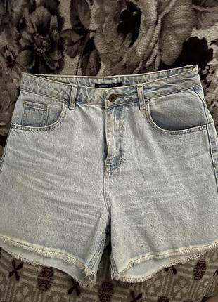 Шорты джинсовые