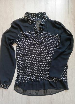 Гарна віскозна кофта блузка з шифоновими рукавами