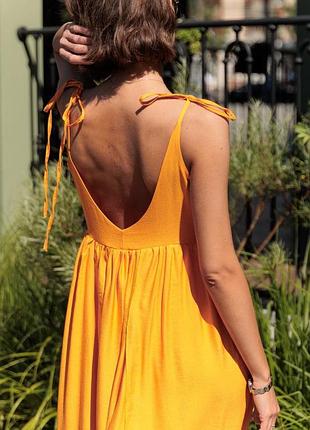 Оранжевий жіночий лляний сарафан на завʼязках
