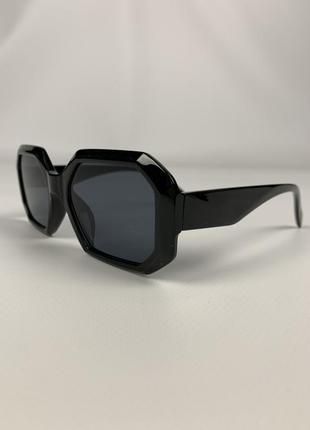 Женские солнцезащитные очки