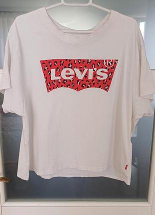 Levis