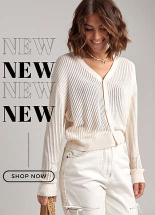 Кардиган на гудзиках з віскозної ажурної в'язки