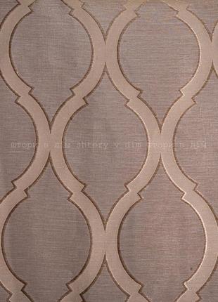 Штора бежевая с рисунком