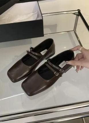 Стильные трендовые туфли мери джайн