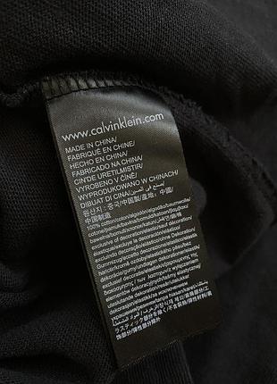 Оригинальное хлопковое платье - футболка Calvin Klein Jeans Mirror Flad crossbody-taske i sort7 фото