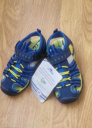 Босоножки crane 27 новые